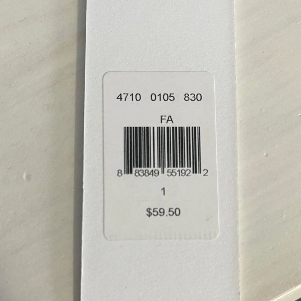 NWT Calvin Klein Red and Black Card Holder - Picture 7 of 7